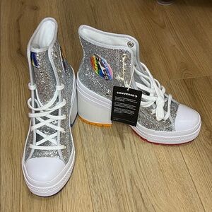 Converse Chuck 70 De Luxe Heel Pride Platform 8W